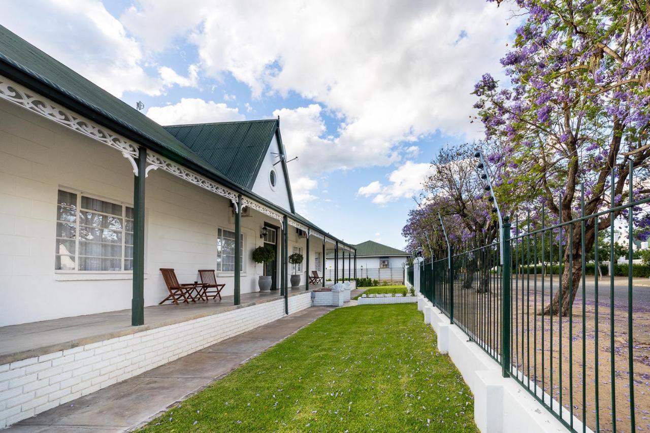 Victorian Square Guesthouse Graaff-Reinet المظهر الخارجي الصورة