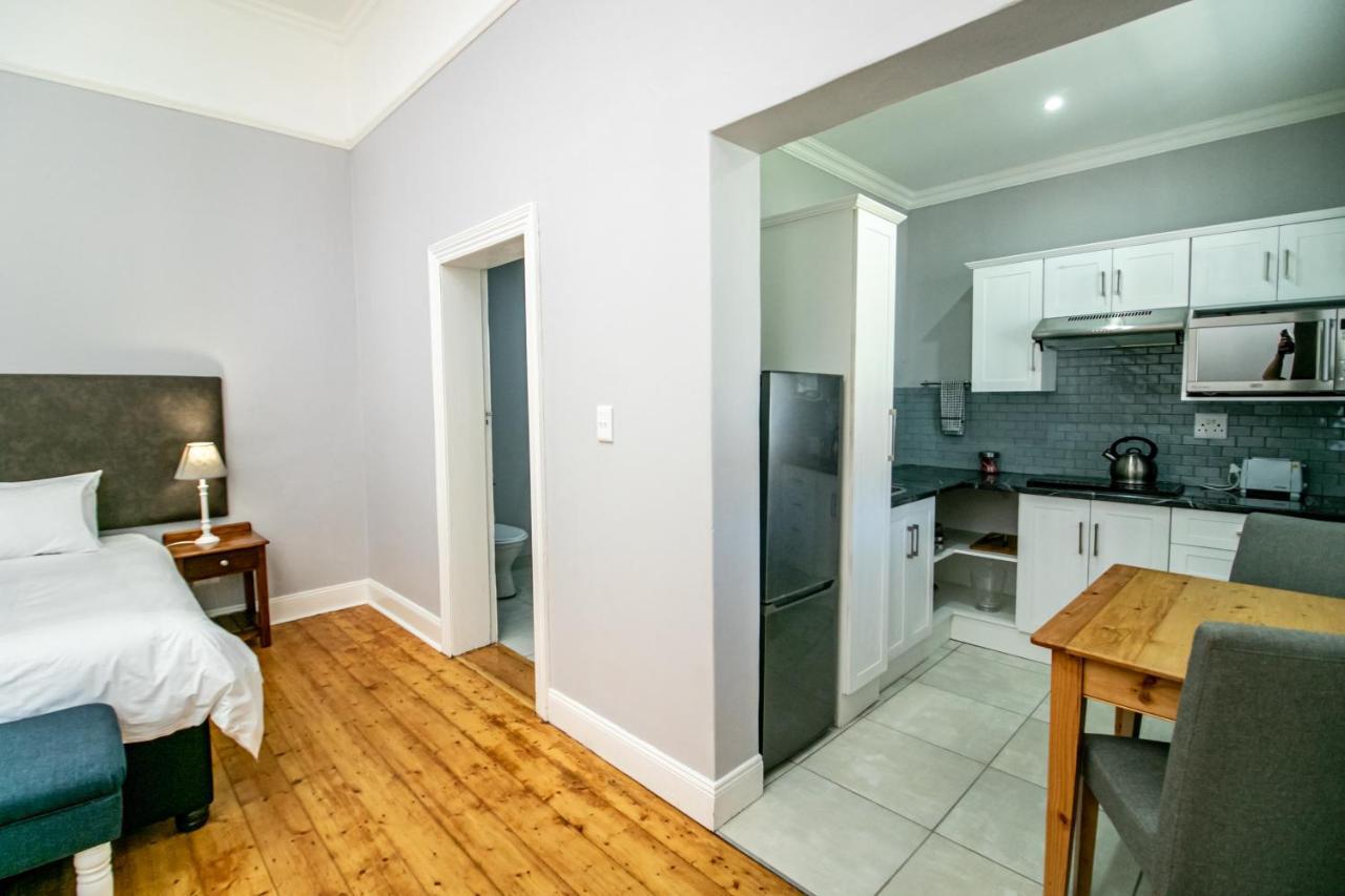 Victorian Square Guesthouse Graaff-Reinet المظهر الخارجي الصورة
