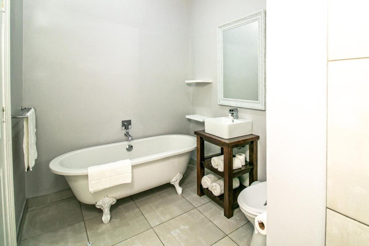 Victorian Square Guesthouse Graaff-Reinet المظهر الخارجي الصورة