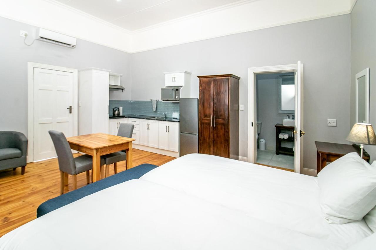 Victorian Square Guesthouse Graaff-Reinet المظهر الخارجي الصورة