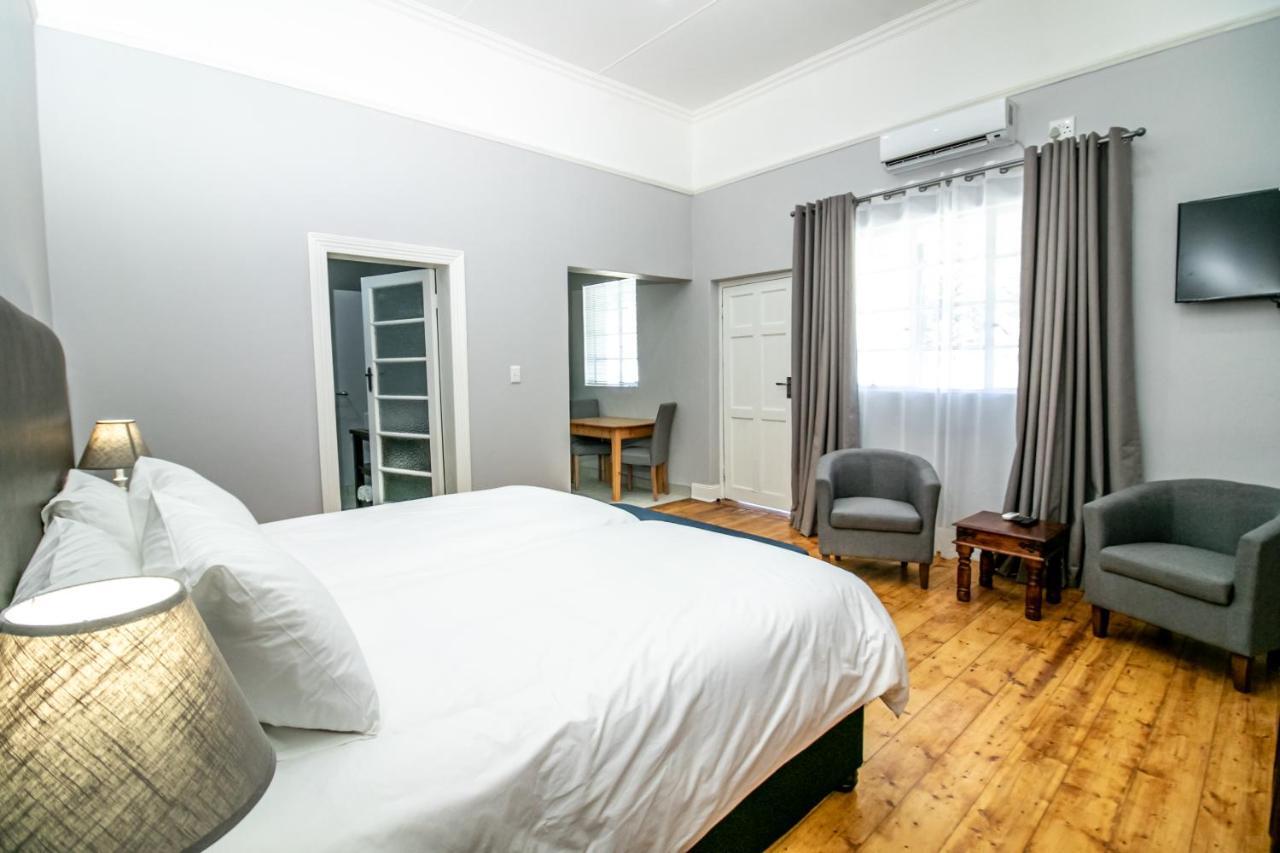 Victorian Square Guesthouse Graaff-Reinet المظهر الخارجي الصورة