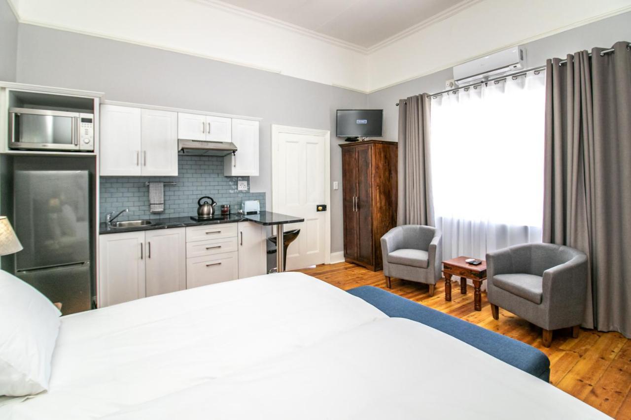 Victorian Square Guesthouse Graaff-Reinet المظهر الخارجي الصورة