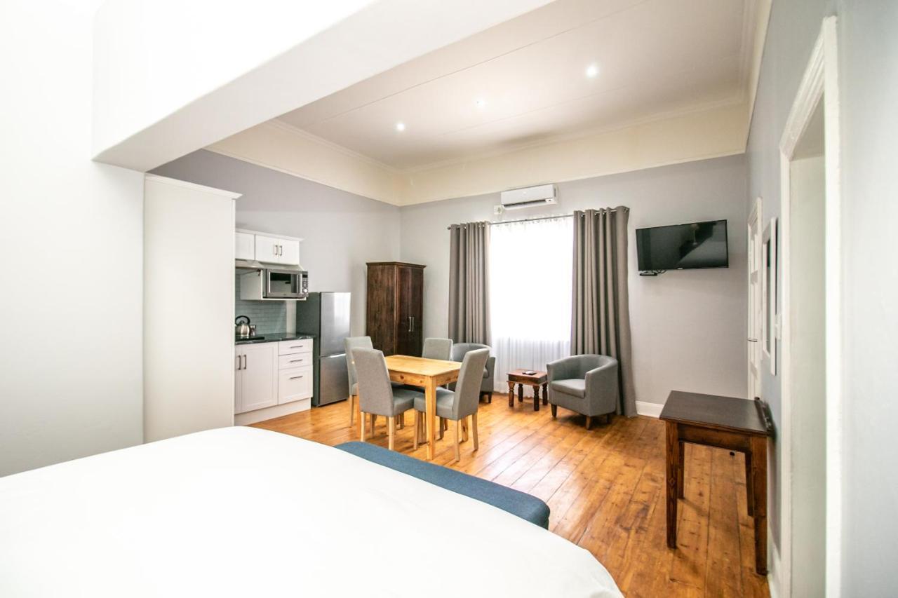 Victorian Square Guesthouse Graaff-Reinet المظهر الخارجي الصورة